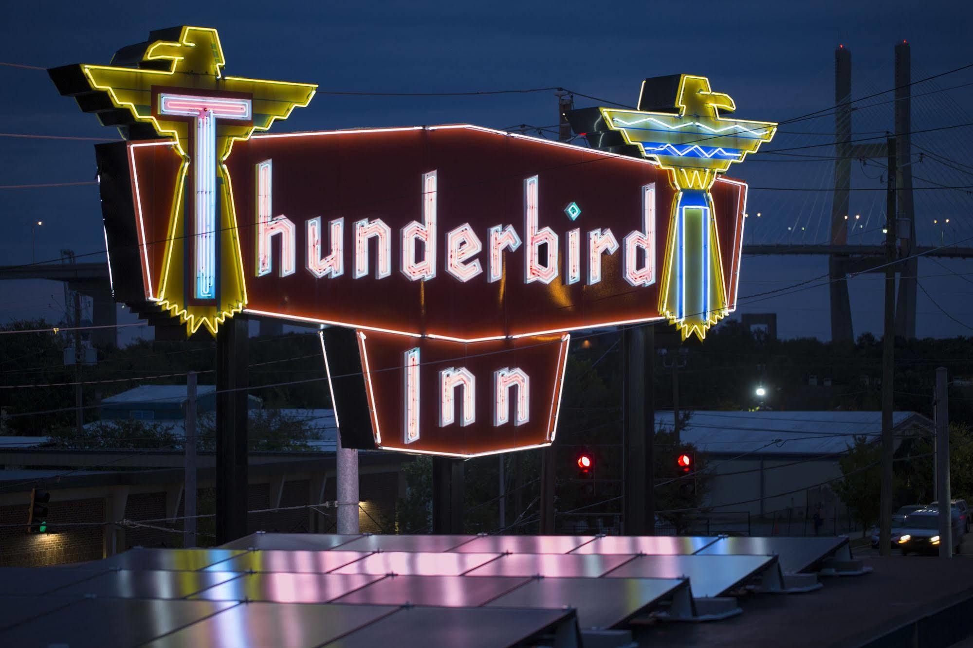 The Thunderbird Inn Savannah Exterior foto